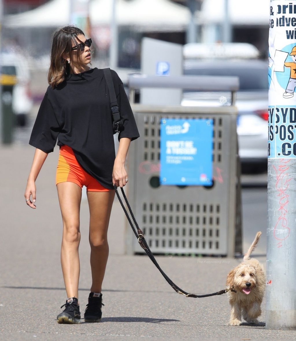 Georgia Fowler is Every Inch the Super Model as She Steps Out in Bondi (48 Photos)
