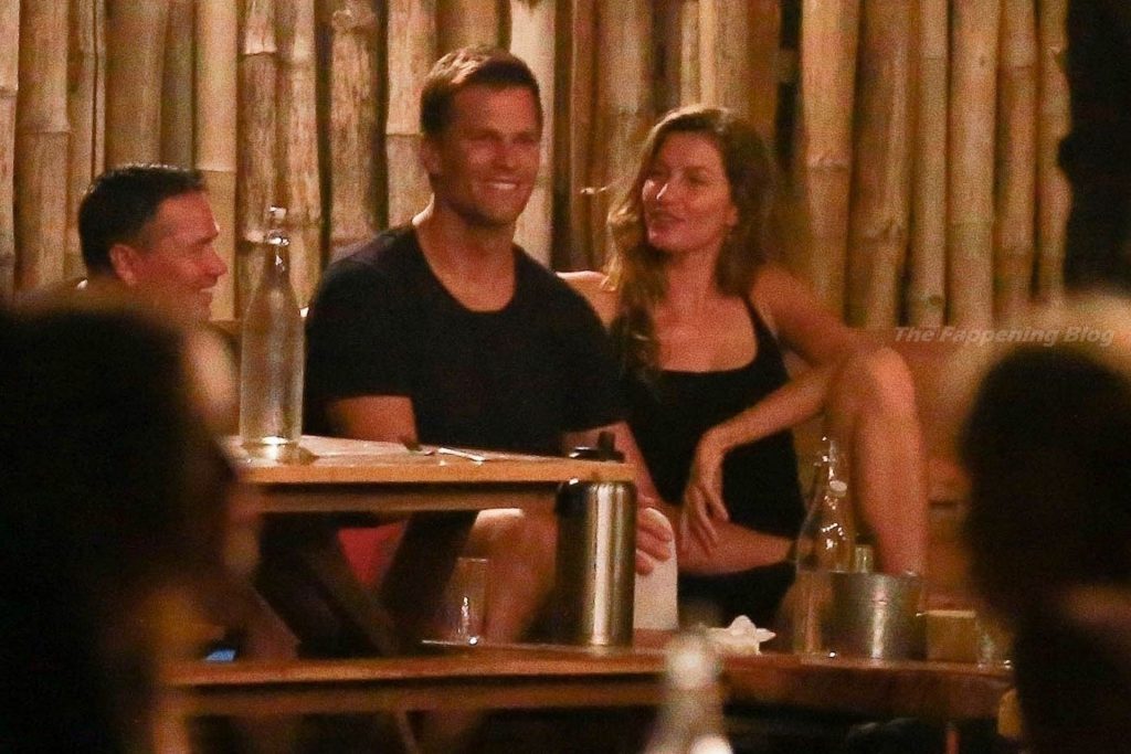 Tom Brady &amp; Gisele Bündchen Unwind at Dinner During Their Family Trip to Costa Rica (15 Photos)