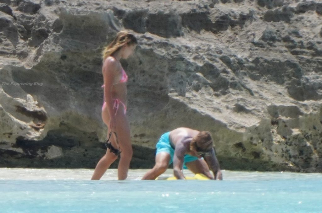 Justin Bieber &amp; Hailey Bieber Continue Their Romantic Getaway in Turks and Caicos (49 Photos)