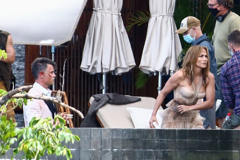 Josh Duhamel is Seen Filming Shotgun Wedding with Co-star Jennifer Lopez (63 Photos)