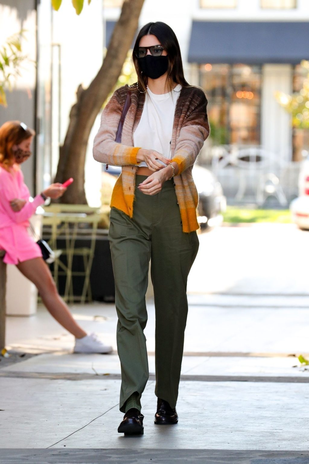 Kendall Jenner Nails Her Off-Duty Look While Grabbing Breakfast in LA (30 Photos)