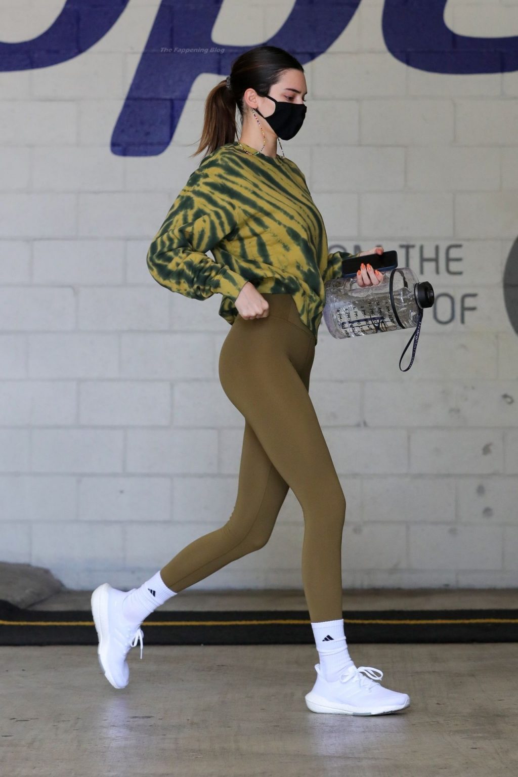Kendall Jenner Shows Off Her Sexy Figure in Green Leggings in Beverly Hills (40 Photos)