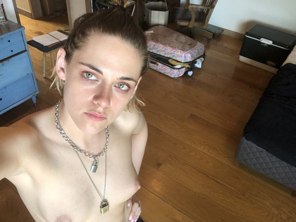 Kristen Stewart Nude Leaked The Fappening Complete Collection (235 Photos + Videos)