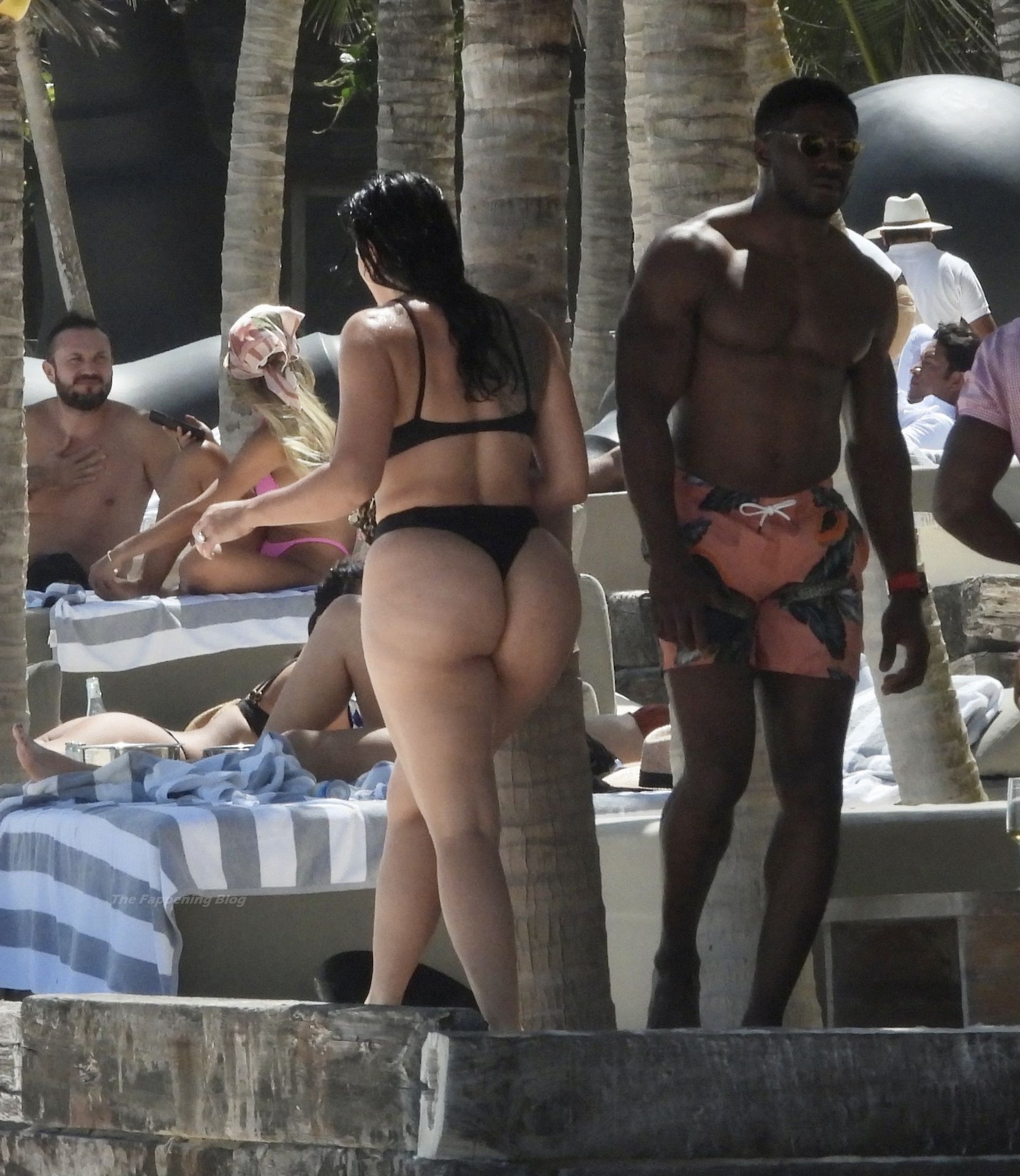 Lilit Avagyan Shows Off Her Curves as She Hits the Beach in Mexico with Reggie Bush (32 Photos) #TheFappening