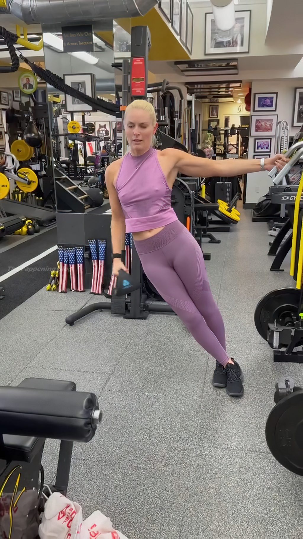 Lindsey Vonn Shows Her Pokies in the Gym (13 Pics + Video)
