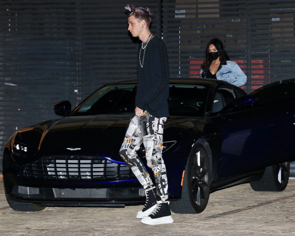 Megan Fox &amp; Matching Gun Kelly Arrive for a Dinner Date in Malibu (59 Photos)