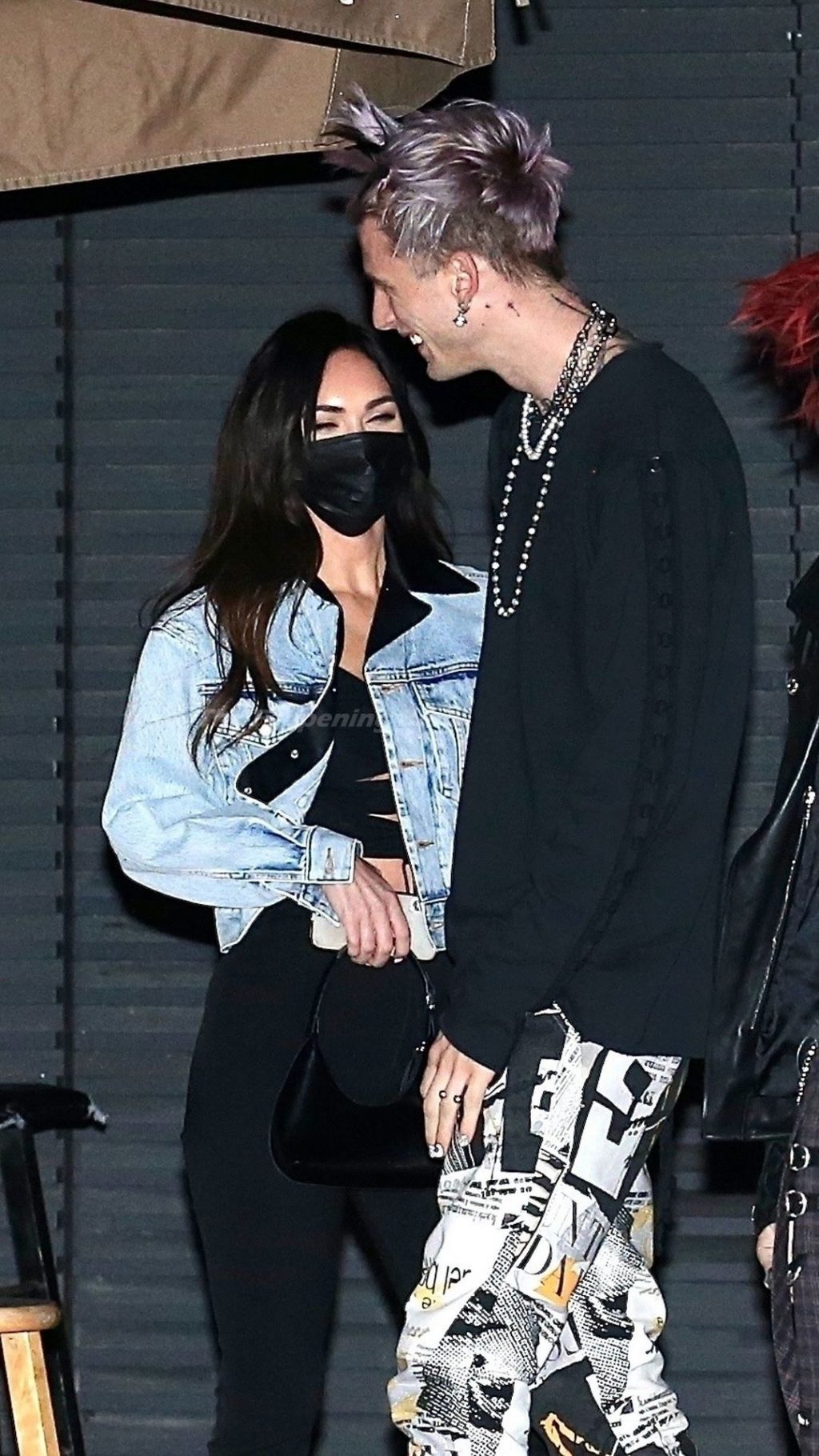 Megan Fox &amp; Matching Gun Kelly Arrive for a Dinner Date in Malibu (59 Photos)