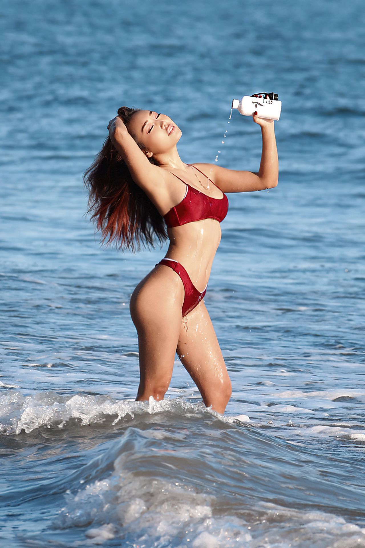Asian hottie Nora Kyzy shows off her sexy bikini body at 138 Water photosho...