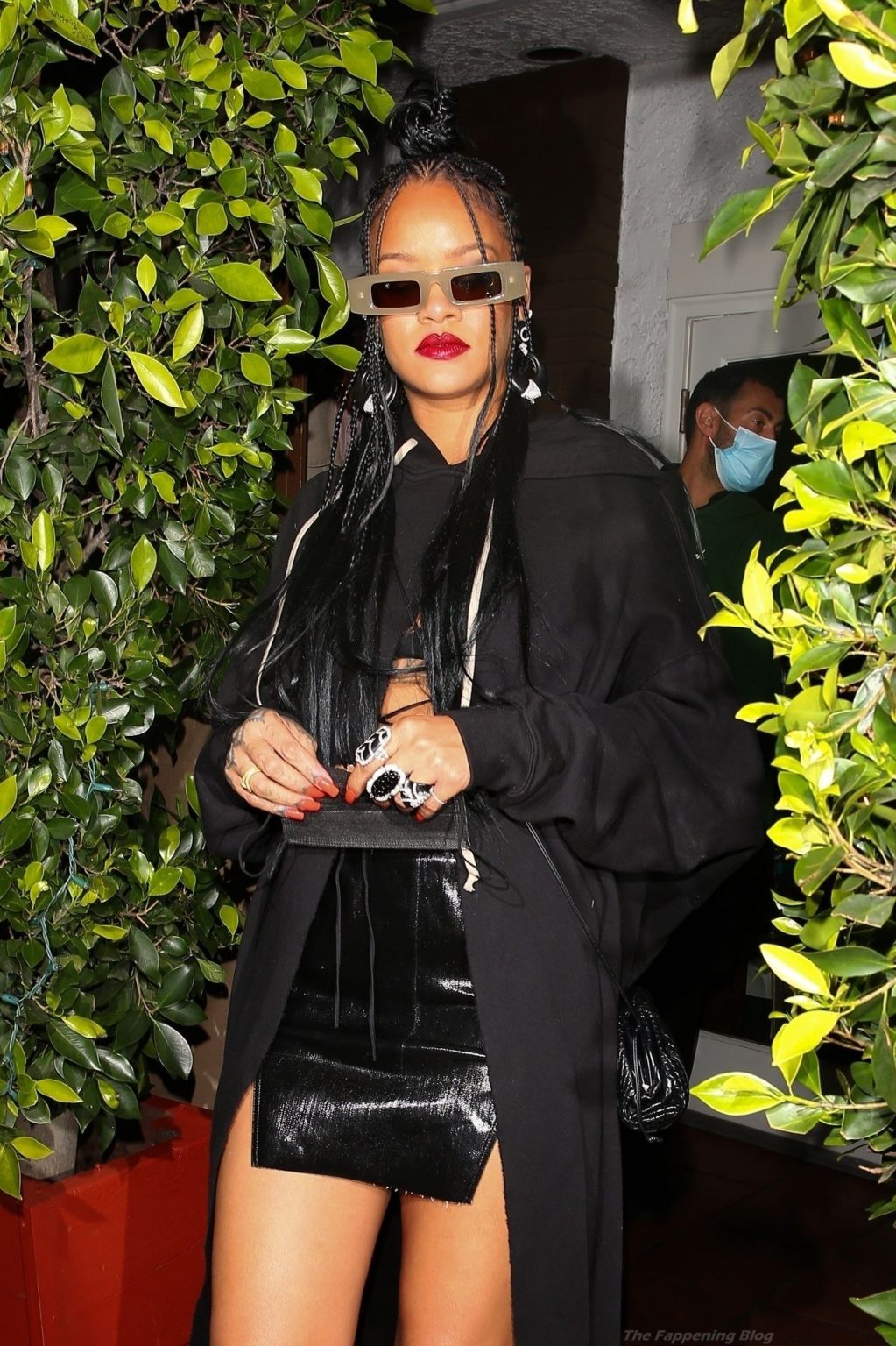 Leggy Rihanna Grabs Dinner In Santa Monica Photos Thefappening