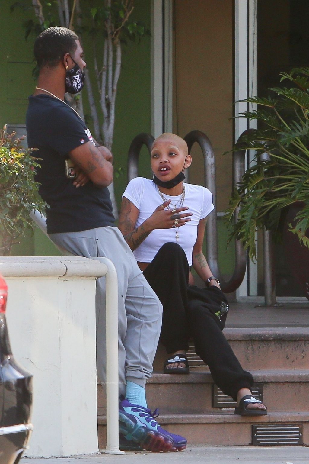 Braless Slick Woods is Pictured Socializing with Friends (22 Photos)