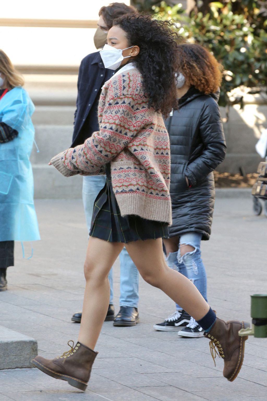 Leggy Whitney Peak is Pictured on the Set of the Metropolitan Museum in NYC (13 Photos)
