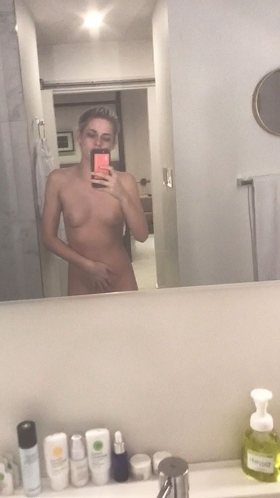 Kristen Stewart Nude LEAKED The Fappening &amp; Sexy – Part 1 (153 Photos &amp; Porn Video)