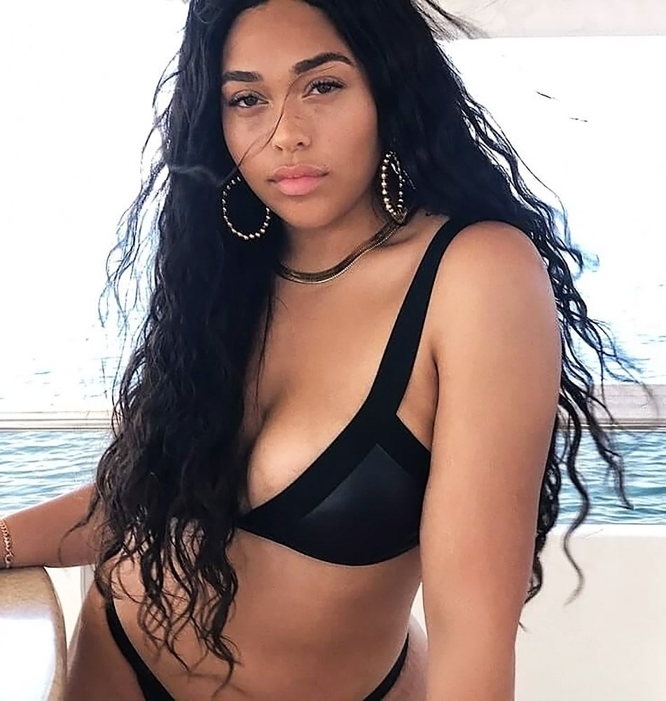 Jordyn Woods Nude & Sexy Pics.