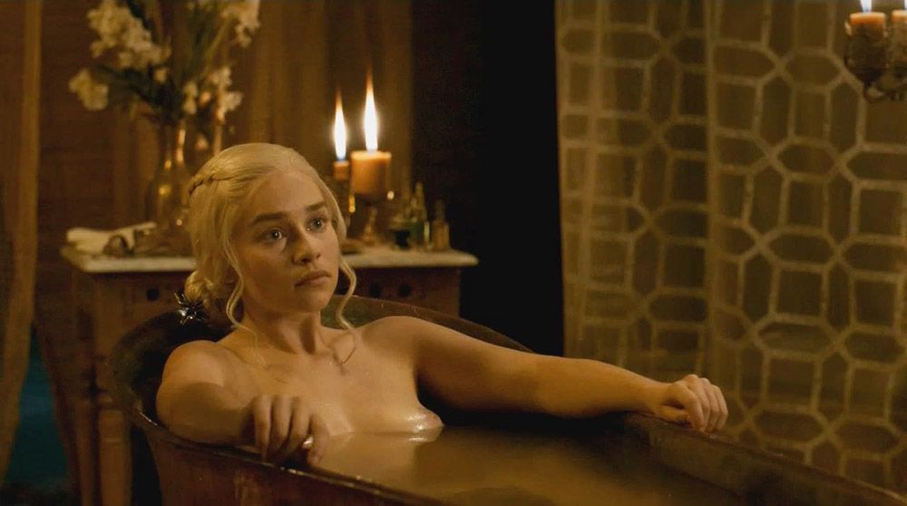 Emilia Clarke Nude &amp; Sexy – Part 1 (240 Photos, Possible Porn Video and Sex Scenes)