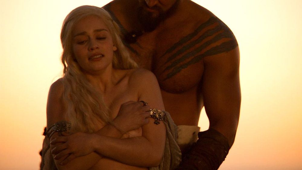 Emilia Clarke Nude &amp; Sexy – Part 1 (240 Photos, Possible Porn Video and Sex Scenes)