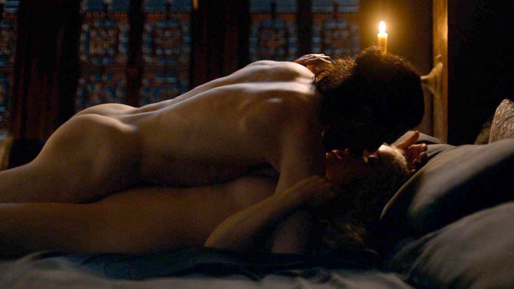 Emilia Clarke Nude &amp; Sexy – Part 1 (240 Photos, Possible Porn Video and Sex Scenes)