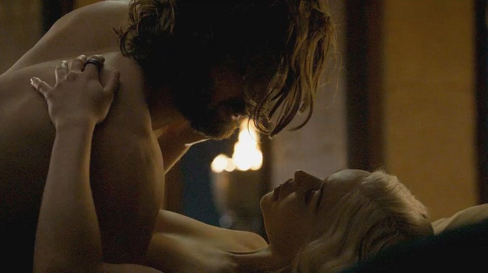 Emilia Clarke Nude &amp; Sexy – Part 1 (240 Photos, Possible Porn Video and Sex Scenes)