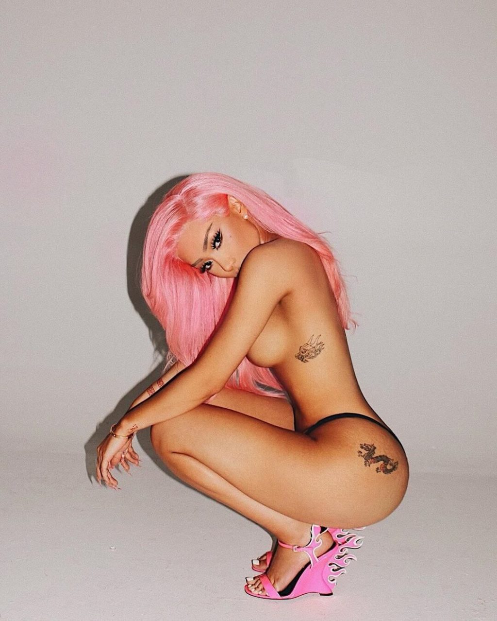 Nikita Dragun Nude &amp; Sexy (166 Photos + LEAKED Porn Video)