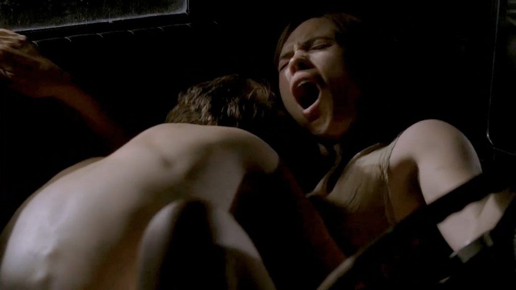 Clea Duvall Nude &amp; Sexy (41 Photos + Lesbian &amp; Forced Sex Scenes)