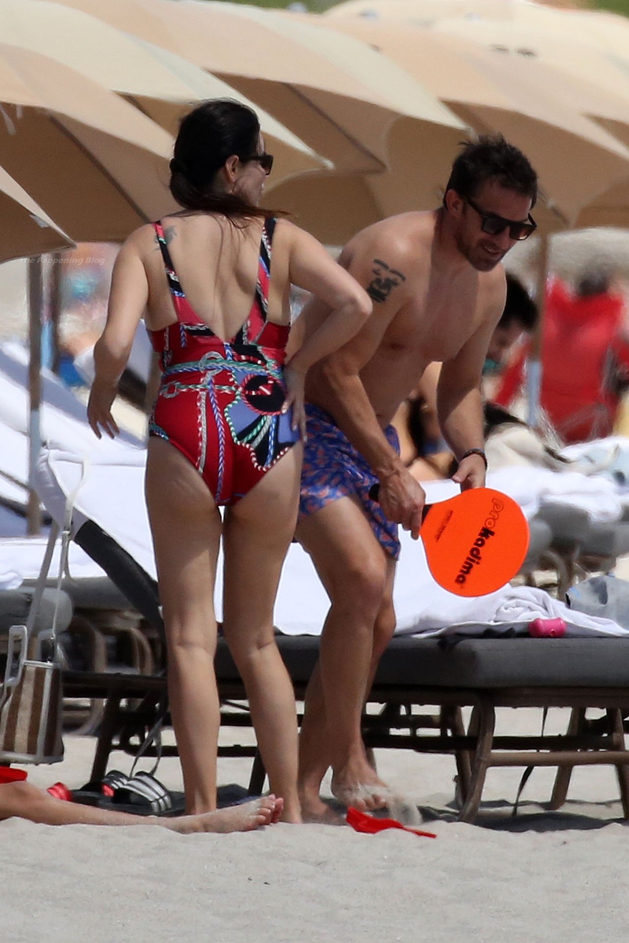 Alessandro Del Piero & Sonia Amoruso Have Fun on the Beach in Miami (42...