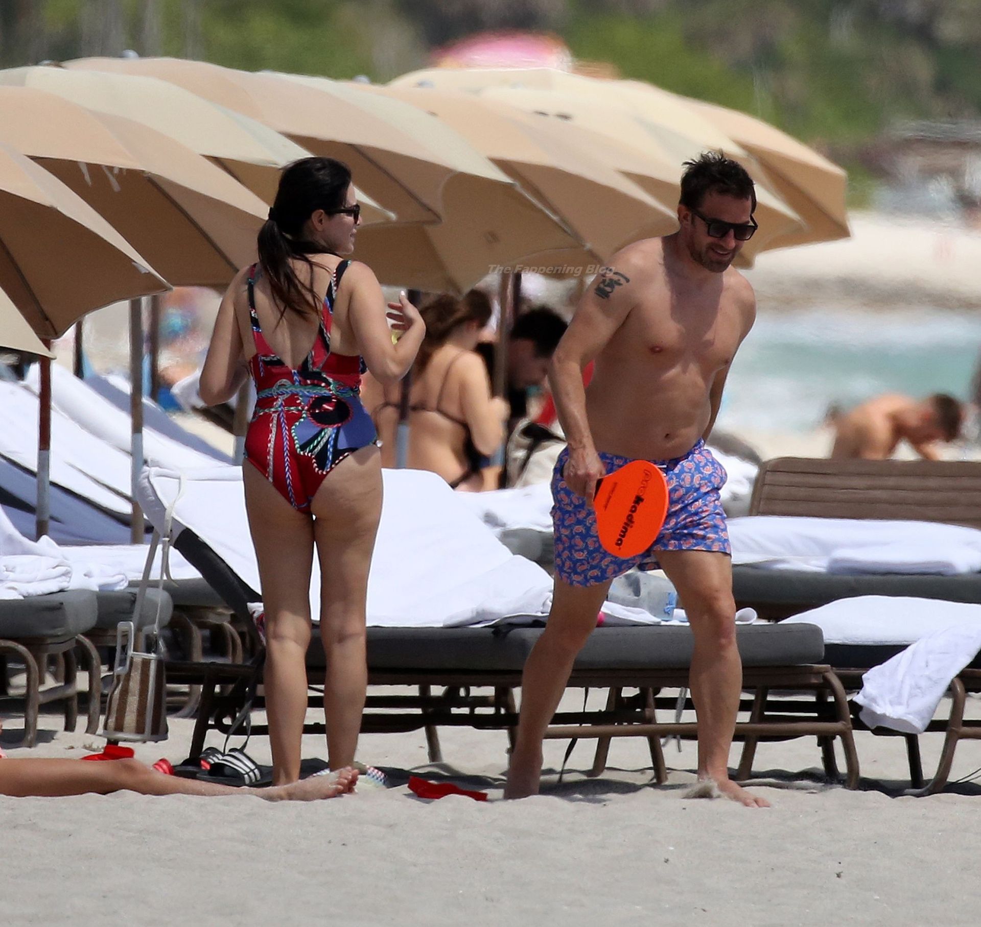 Alessandro Del Piero & Sonia Amoruso Have Fun on the Beach in Miami (42...