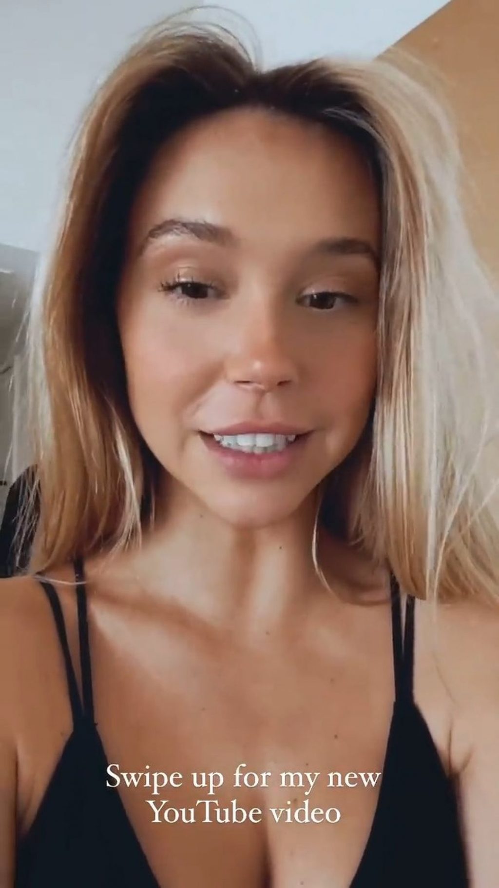 Alexis Ren is Flawless Getting in a Ballet Session on Easter (53 Photos)