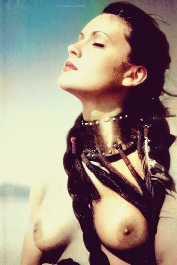 Alyssa Milano / alyssa_milano / milano_alyssa Nude Leaks Photo 106