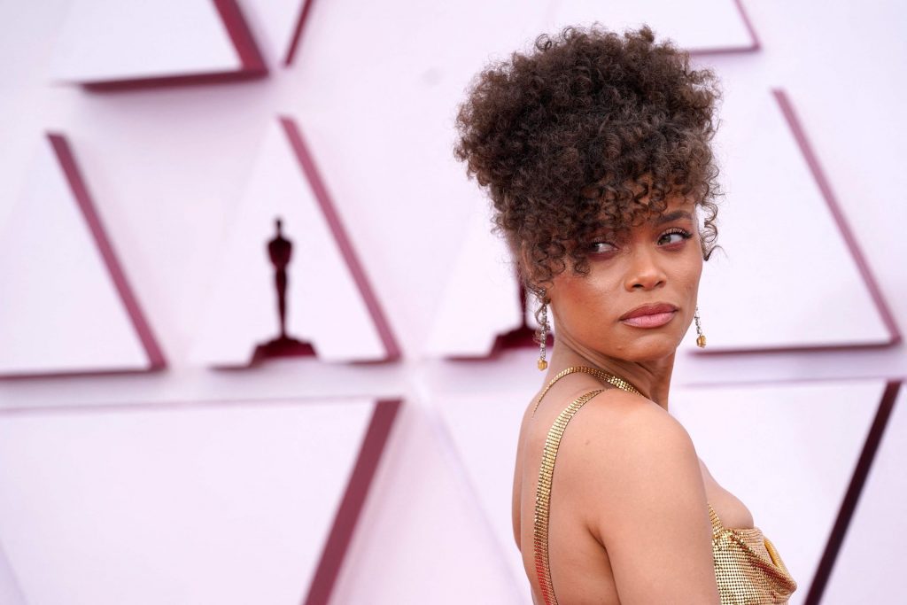 Andra Day Displays Her Sexy Figure in a Golden Dress at The 93rd Oscars (58 Photos)