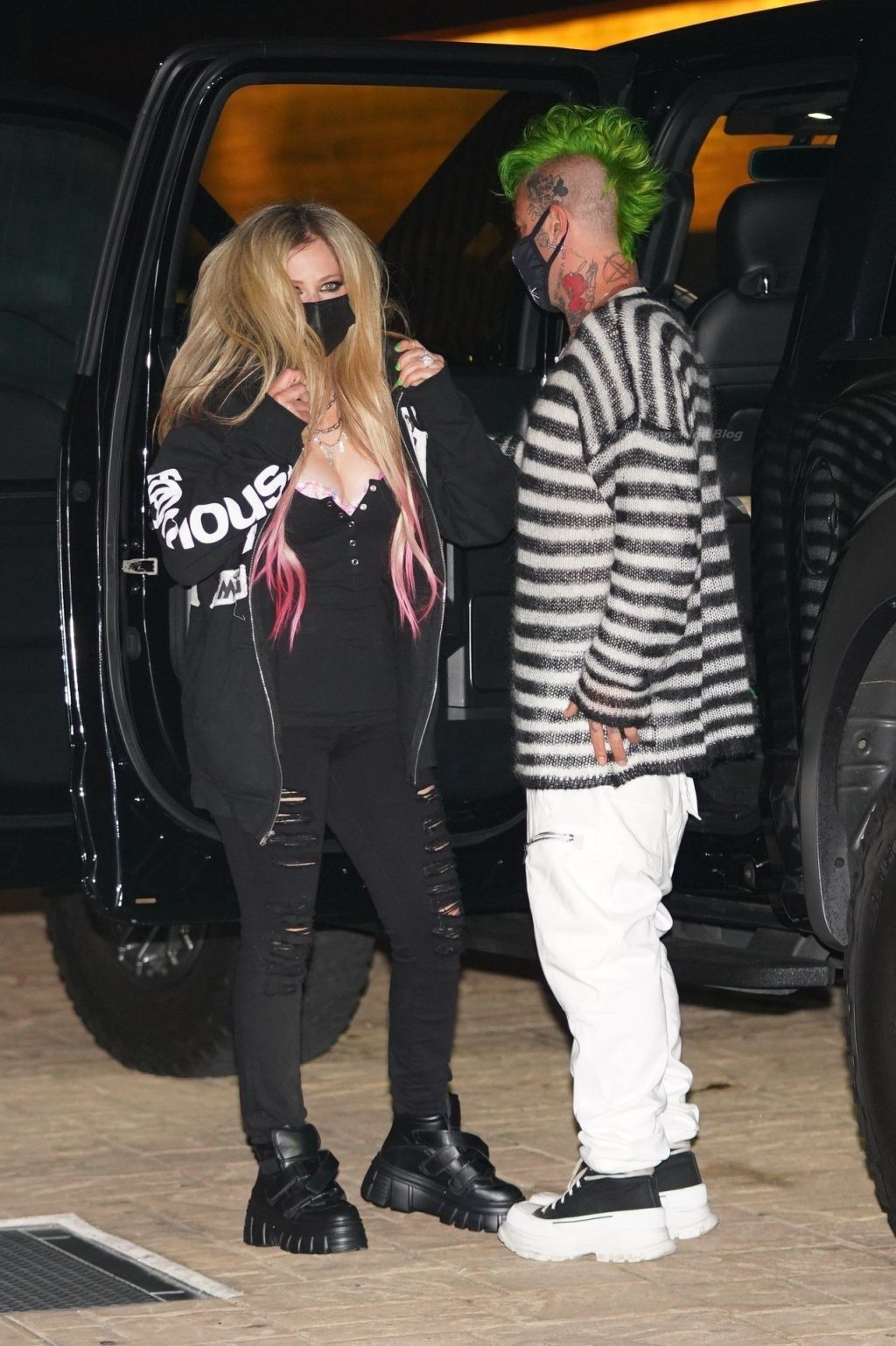 Avril Lavigne &amp; Mod Sun Have a Friday Date Night at Nobu (41 Photos)