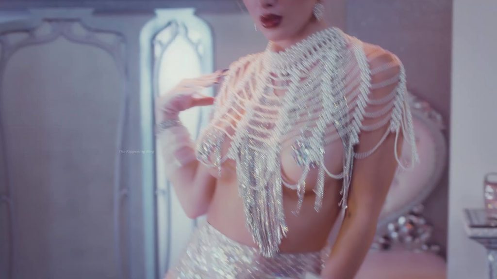 Bella Thorne Nude &amp; Sexy – Phantom (31 Pics + Video)