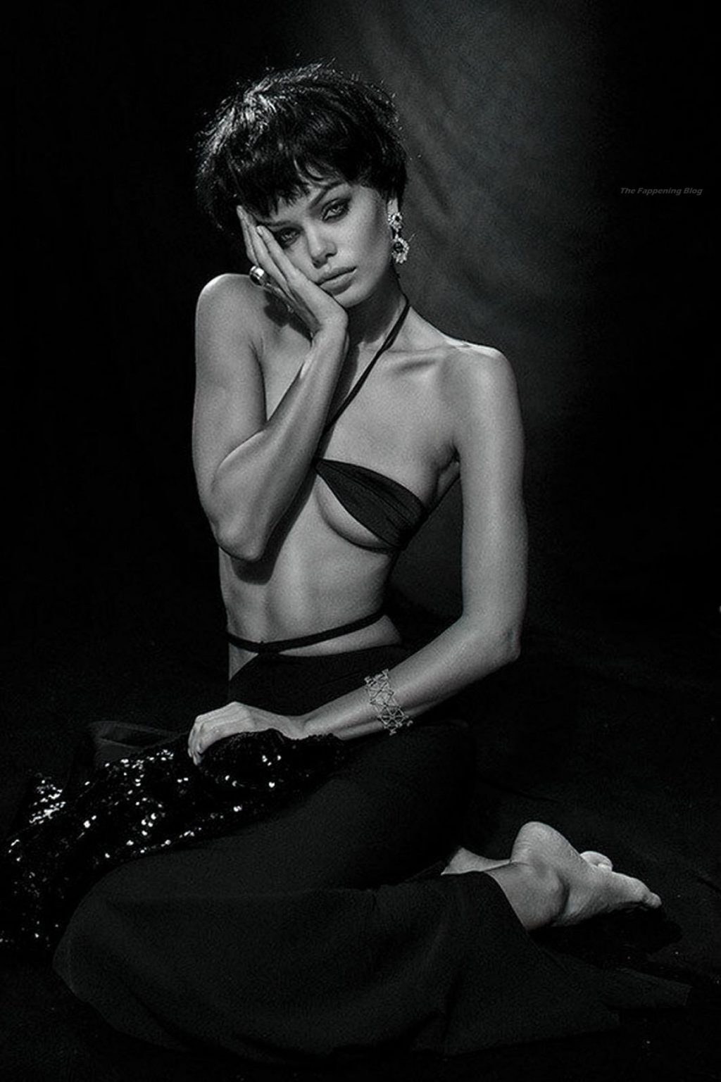 Frida Aasen Sexy – Modeliste Magazine (25 Photos)