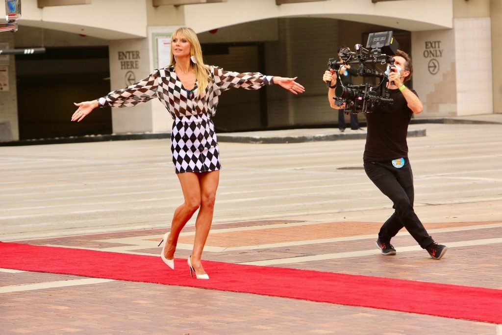 Heidi Klum Makes a Sensational Arrival on the Set of America’s Got Talent (160 Photos)