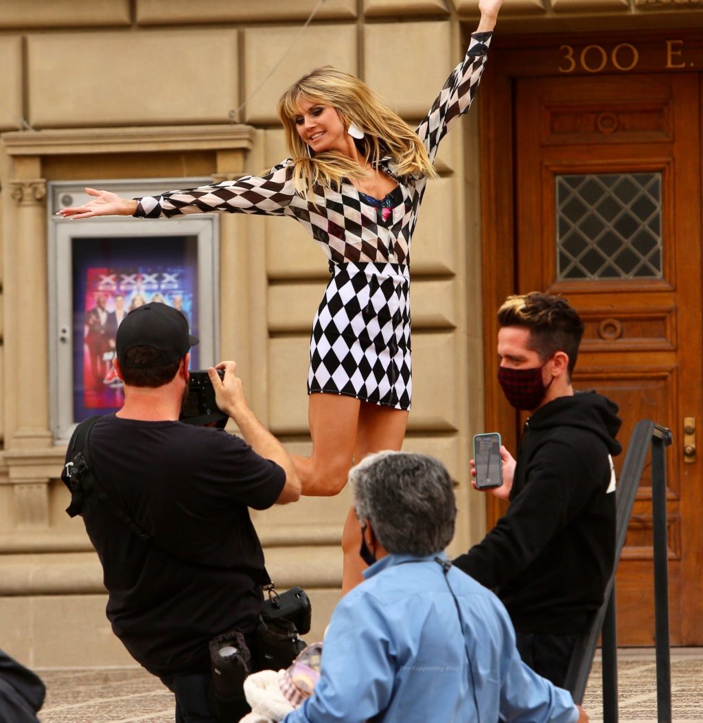 Heidi Klum Makes a Sensational Arrival on the Set of America’s Got Talent (160 Photos)