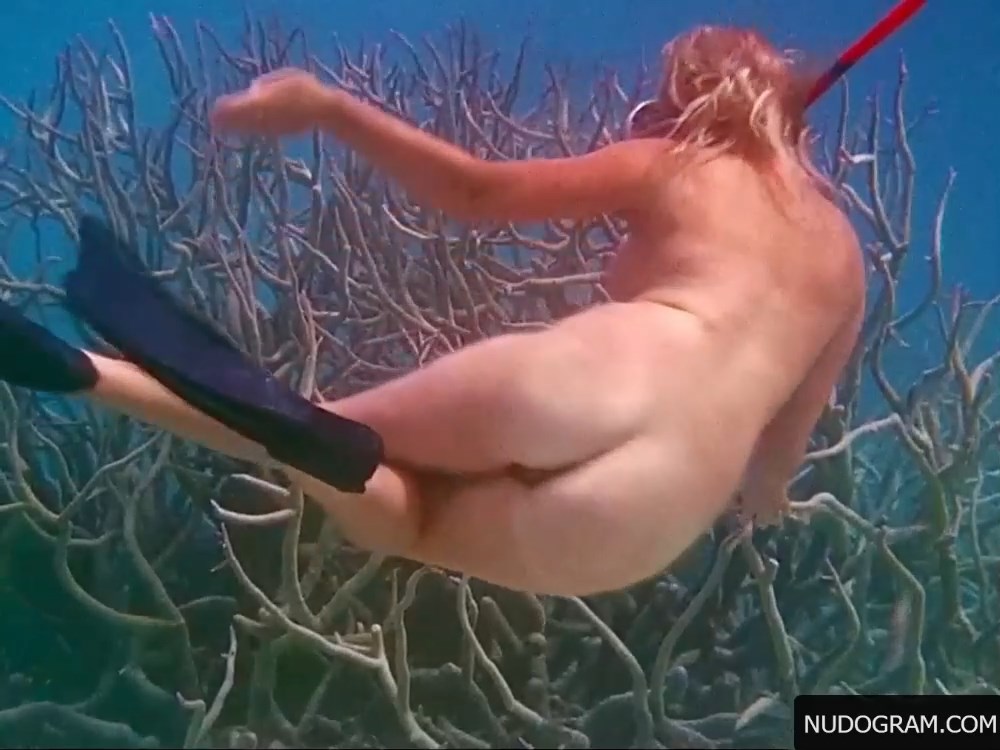 Helen Mirren Nude - Age of Consent (28 Pics + Remastered & Enhanced Vid...