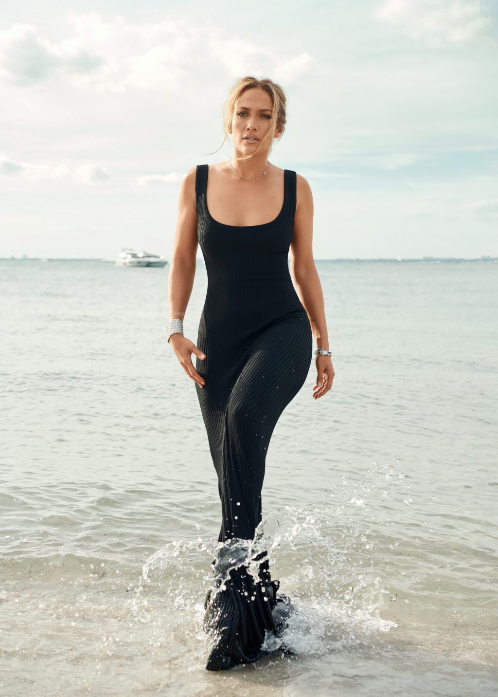 Jennifer Lopez Sexy – InStyle Magazine (14 Photos)