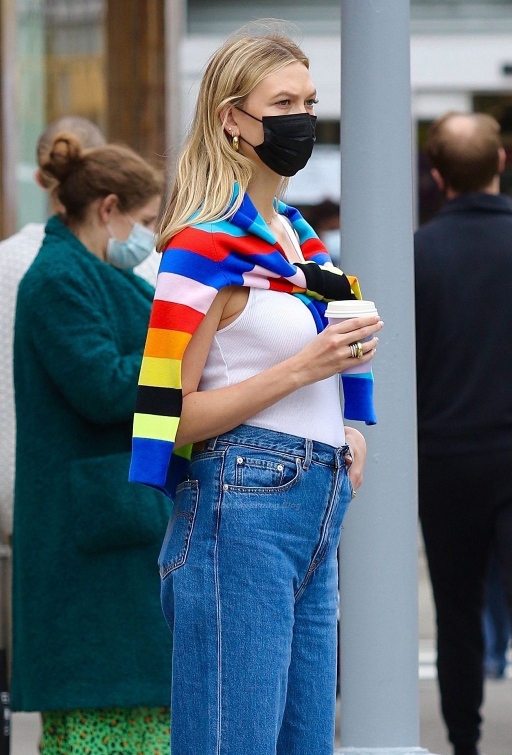 Karlie Kloss Shows Off Her Svelte Post-Baby Figure in NYC (51 Photos)