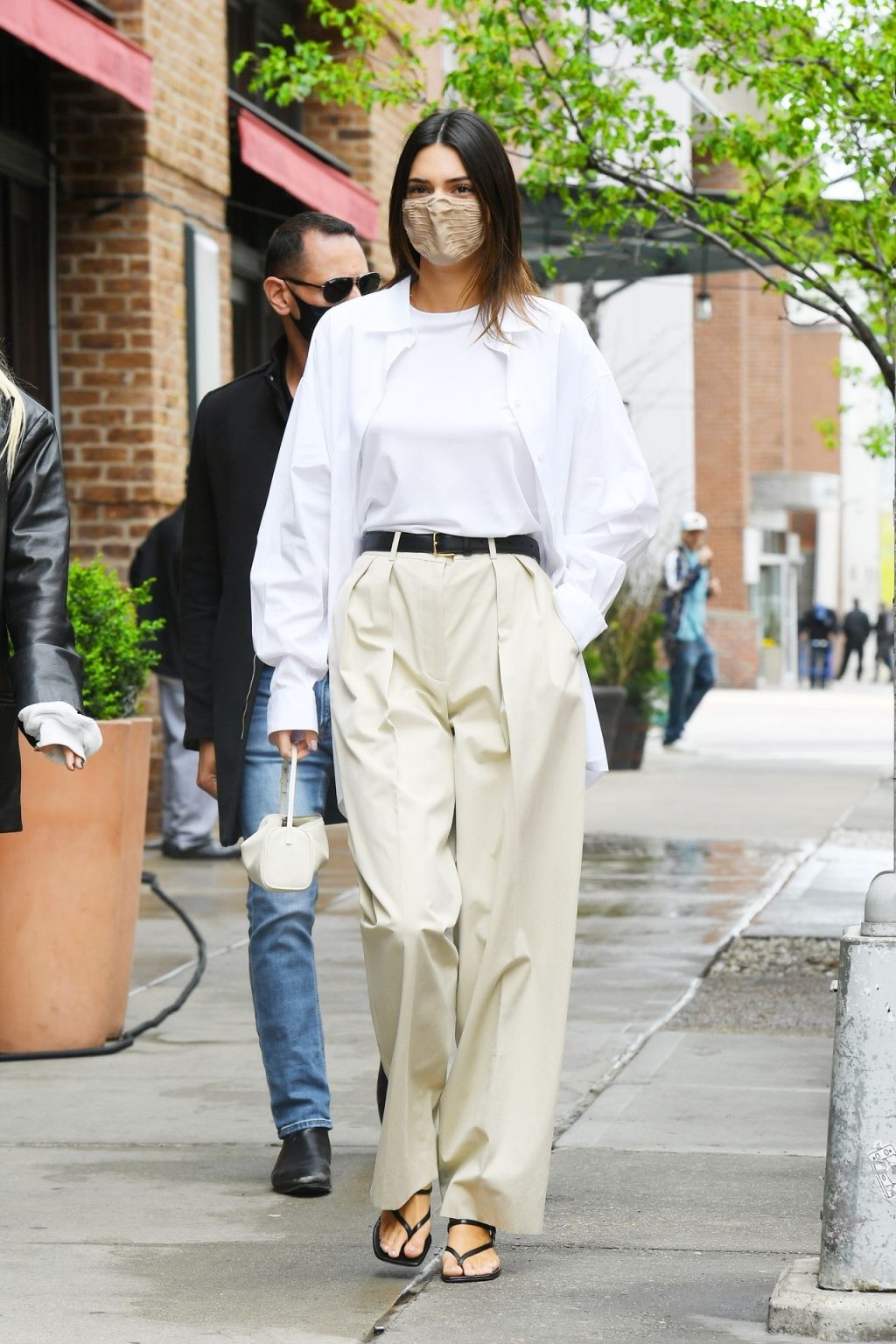 Kendall Jenner Goes Braless While Leaving Bubby’s in Tribeca (40 Photos)