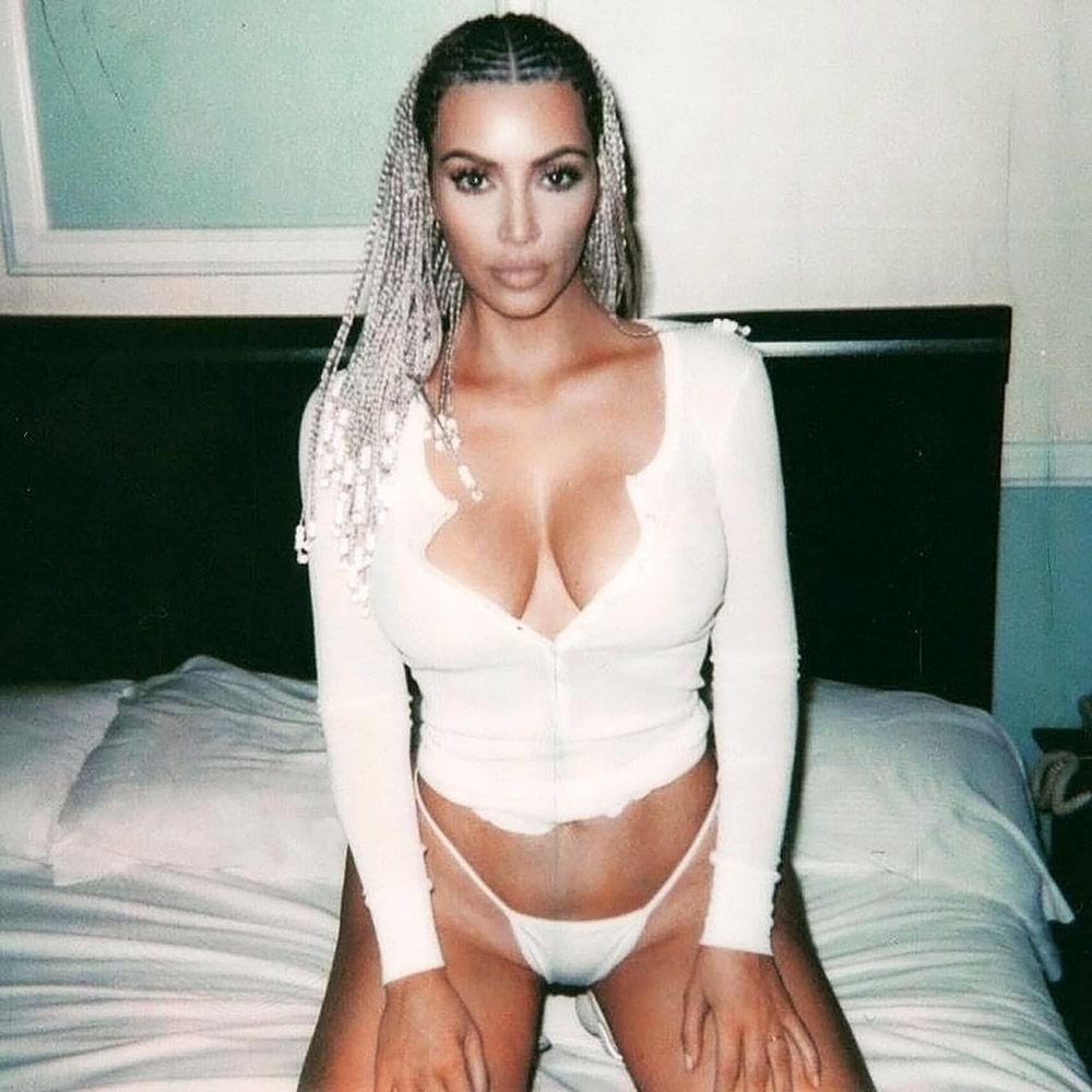 Kim Kardashian Nude And Sexy (183 Photos &amp; Videos + Sex Tape – Famous PORN in 2021)