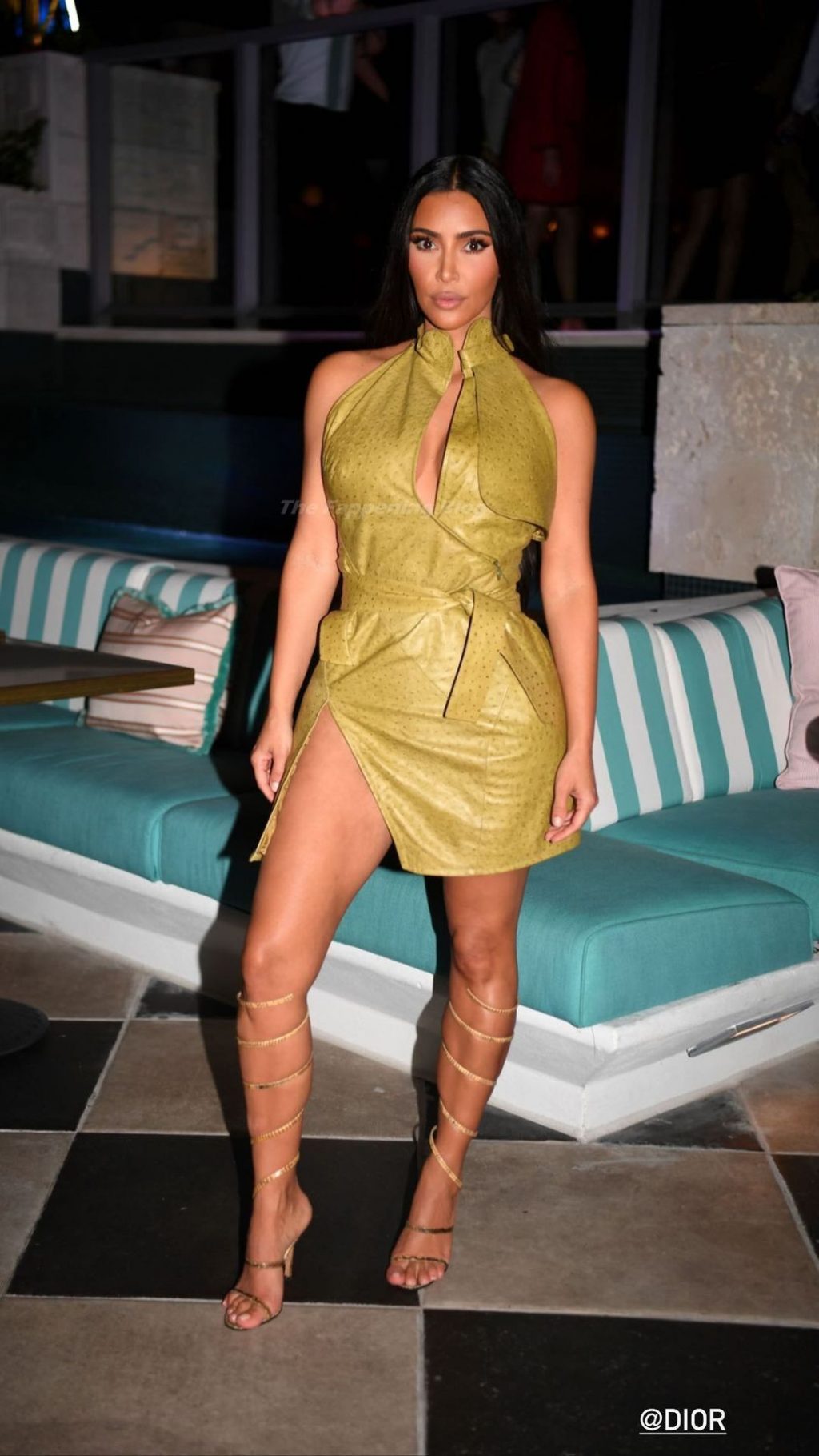 Kim Kardashian is All Smiles As She Parties with Friends in Miami (73 Photos)