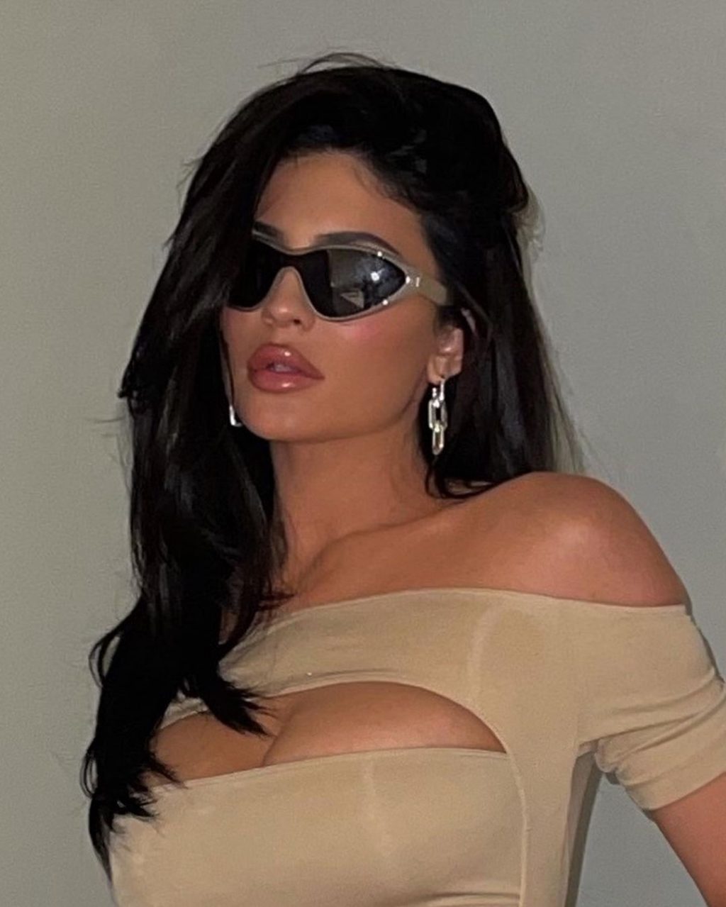Kylie Jenner Hot (9 New Sexy Photos)