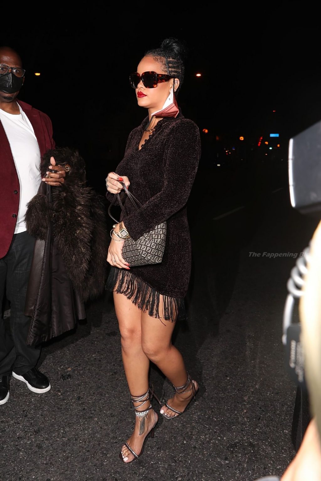 Leggy Rihanna Looks Stunning as She Arrives for Dinner at Delilah (57 Photos)