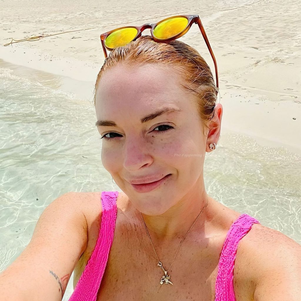 Lindsay Lohan Sexy (5 Hot Photos)