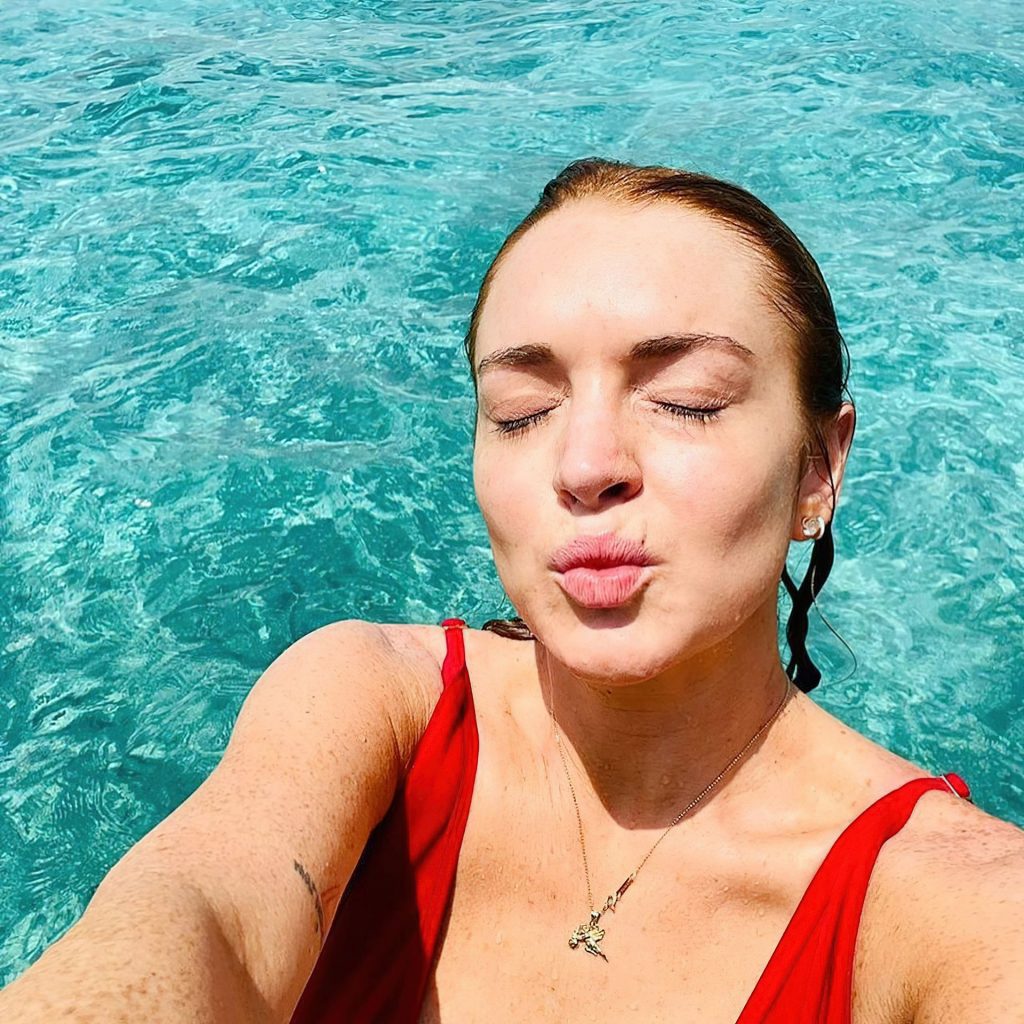 Lindsay Lohan Sexy (5 Hot Photos)
