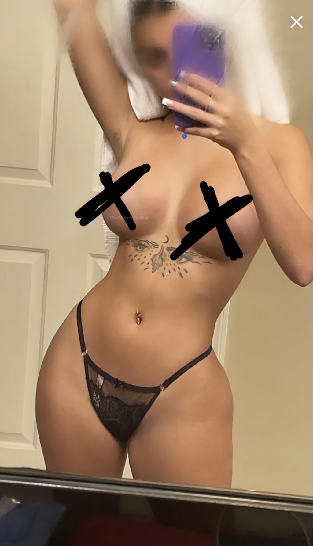 Malu Trevejo Sexy &amp; Topless (3 Photos)