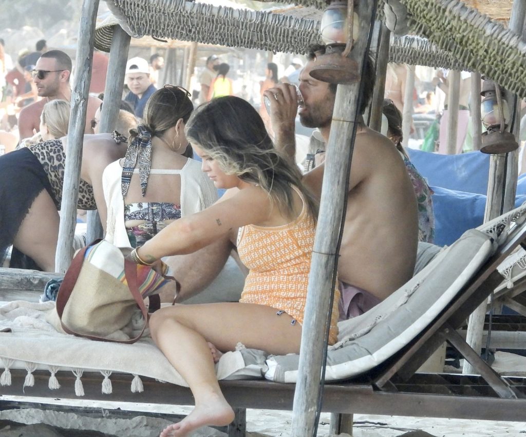 Maren Morris Rocks a Bikini on a Romantic Break in Mexico (74 Photos)