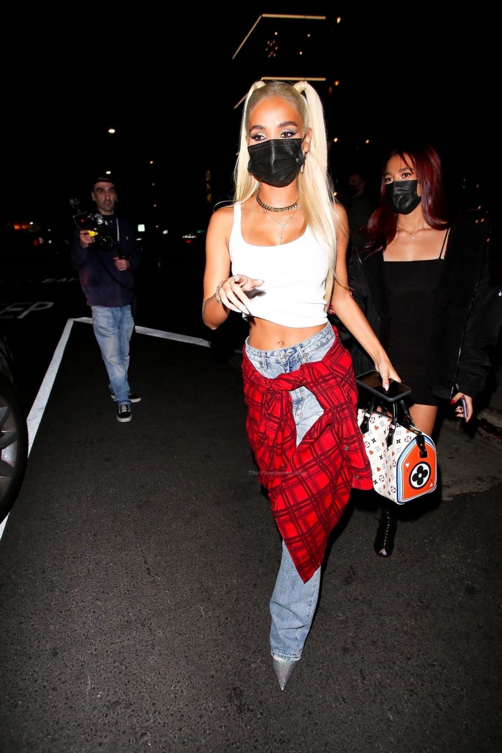 Pia Mia Joins Other Celebrities for a Night of Fun Out at The Nice Guy (16 Photos)