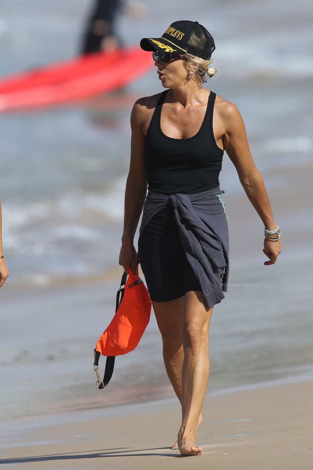 Pip Edwards is Pictured Beaming While Taking a Walk on Bondi Beach (42 Photos)
