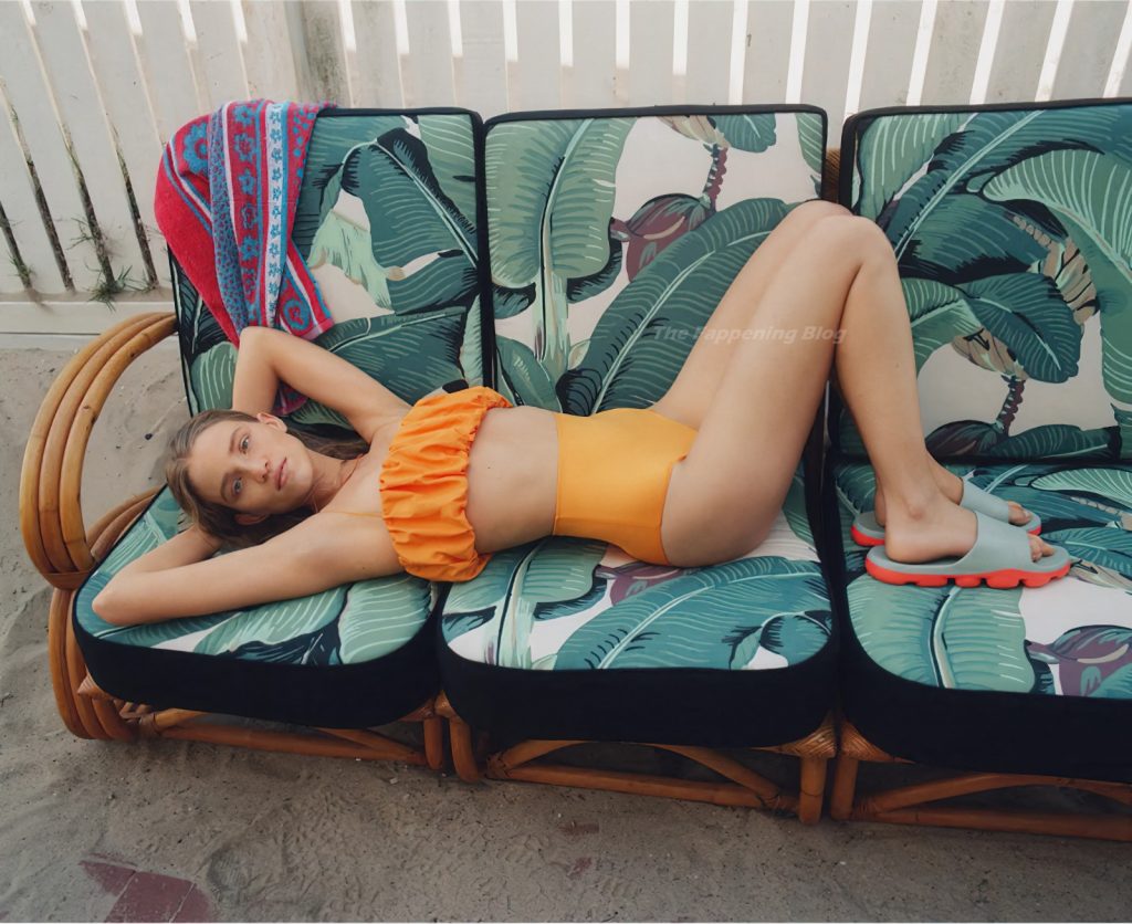 Rebecca Leigh Longendyke Poses for Zara’s New Swimwear Campaign (5 Photos)