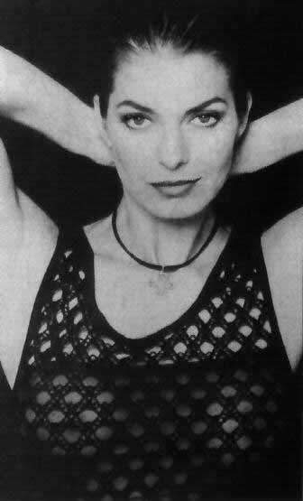 Sela Ward Nude &amp; Sexy Collection (25 Photos)