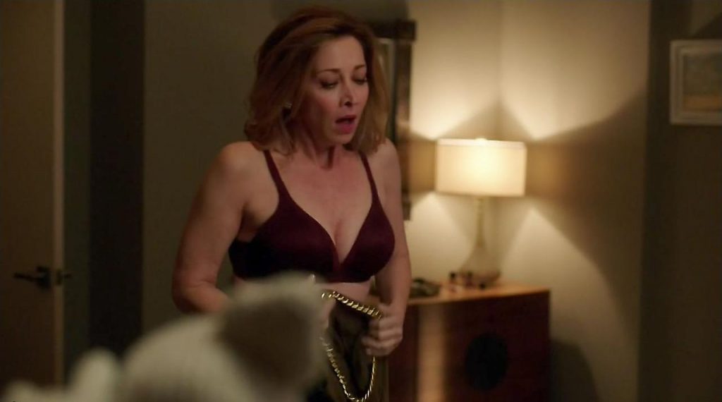 Sharon Lawrence Nude &amp; Sexy Collection (30 Photos + Videos)